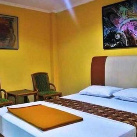 Hotel Syariah Wisma Nendra Yogyakarta Exterior foto