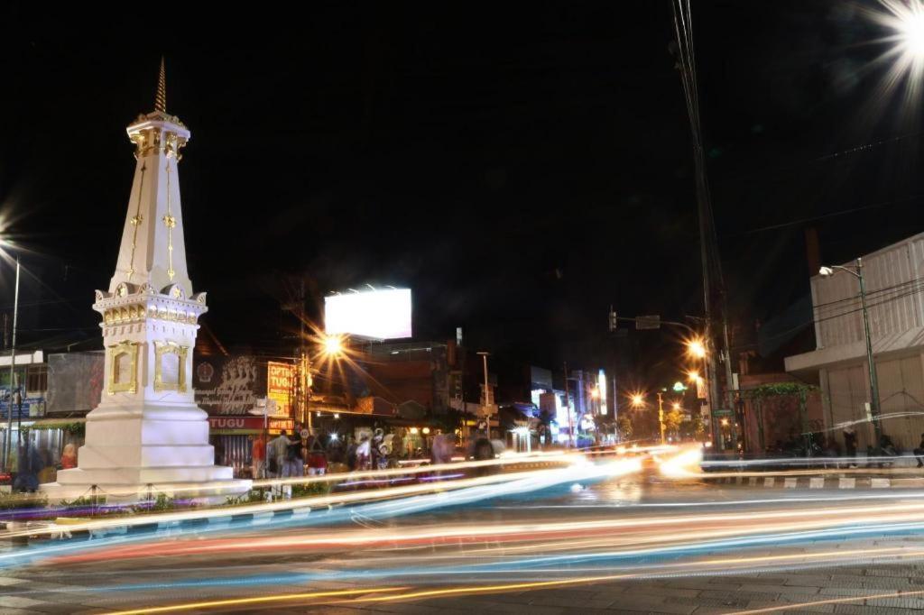 Hotel Syariah Wisma Nendra Yogyakarta Exterior foto